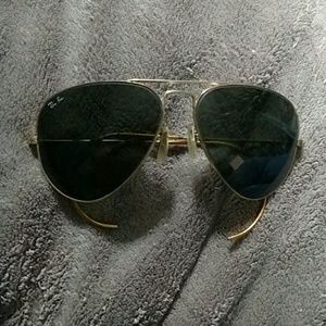 Authentic vintage Ray-Ban aviators
